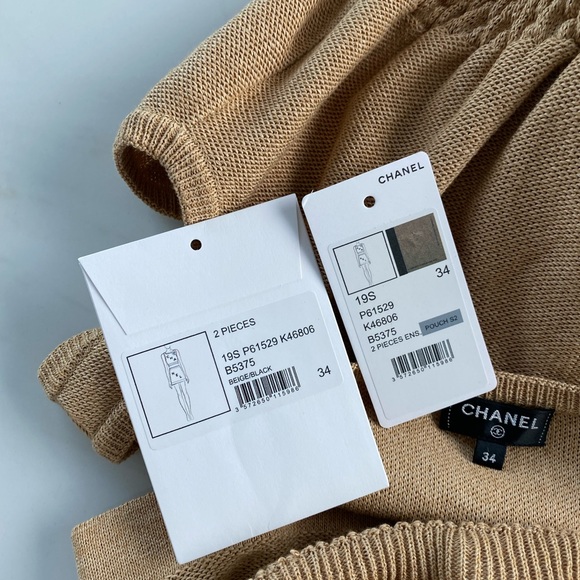 Chanel SS19 Two-Piece Ensemble & Camellia - Picture 3 of 6